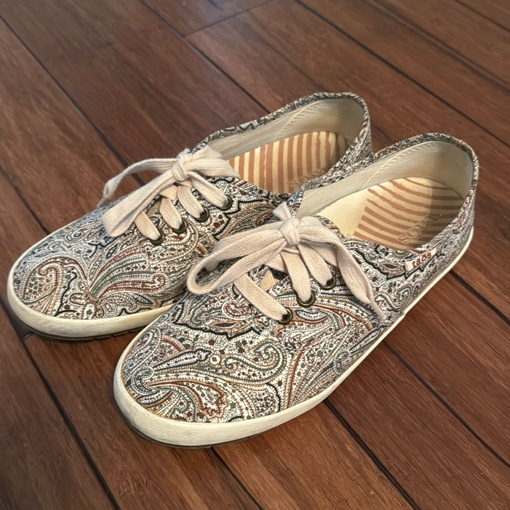 Taos casual sneakers